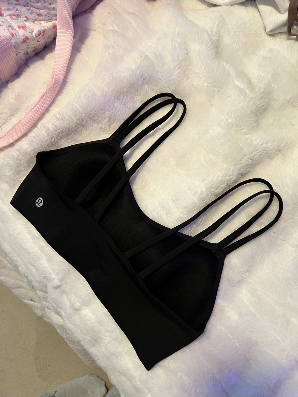 Lululemon Like a Cloud Bra - Size 6 - B/C Cup - Black - Picture 6 of 7
